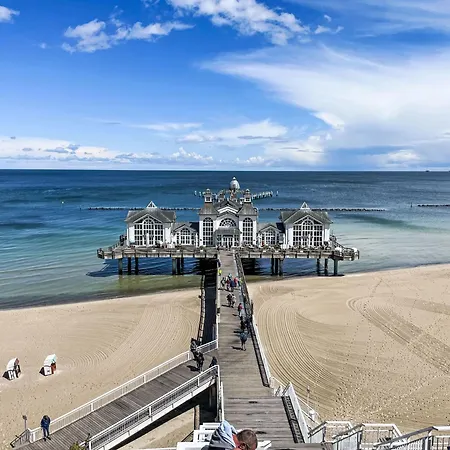 Strandnahe Meerselig Mit Balkon By Interhome